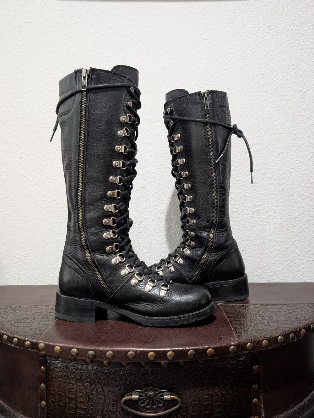 VTG Frye Rogan Tall Black Leather Combat Lace-Up Side-Zip Boots Size 7.5 - Picture 12 of 16